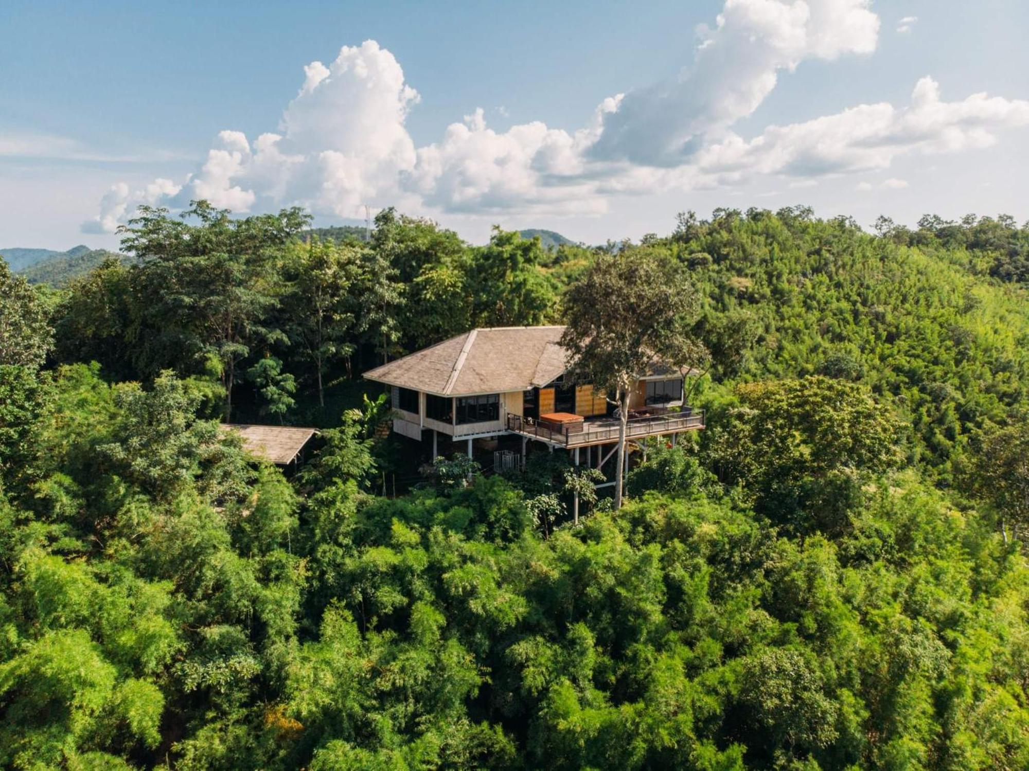 Thawsi Lake Hill Si Sawat Ngoại thất bức ảnh