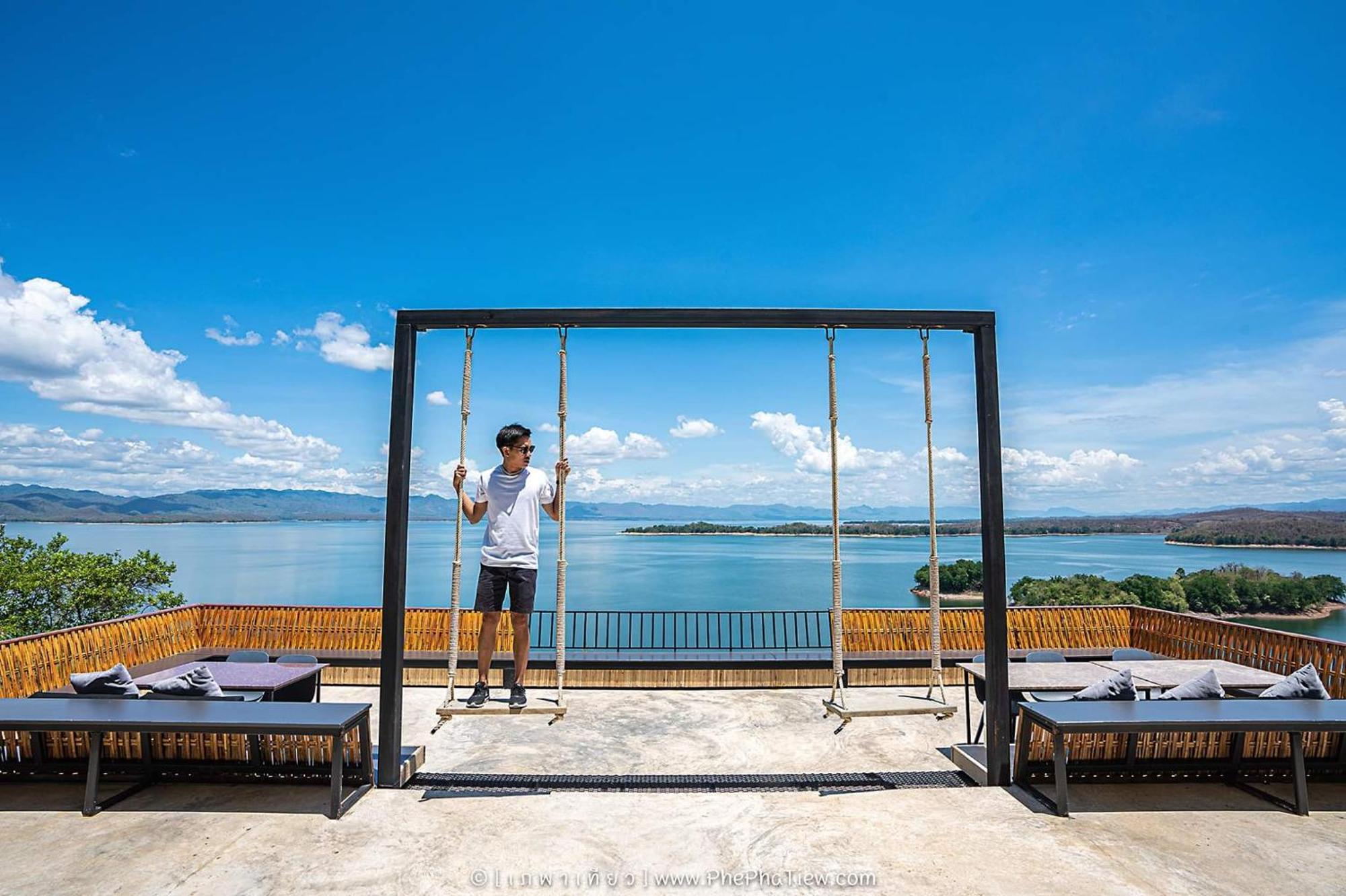 Thawsi Lake Hill Si Sawat Ngoại thất bức ảnh