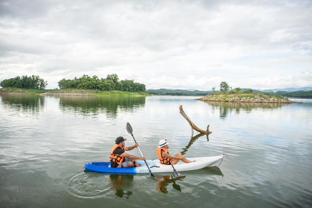 Thawsi Lake Hill Si Sawat Ngoại thất bức ảnh